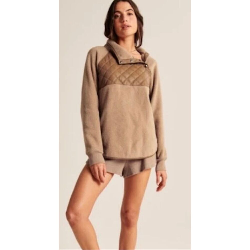 ABERCROMBIE & FITCH Asymmetrical Snap-Up Fleece Sweatshirt, Sz Medium NEW Brown